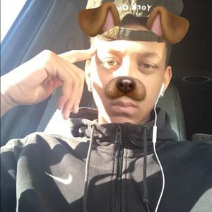 Meet your Posher, Khalil